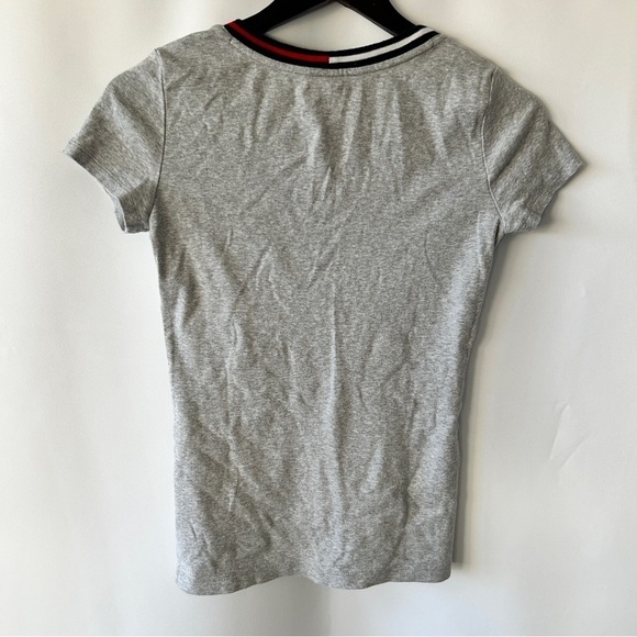 Tommy Hilfiger Women’s Grey V-Neck T-Shirt Size XS - Picture 9 of 9